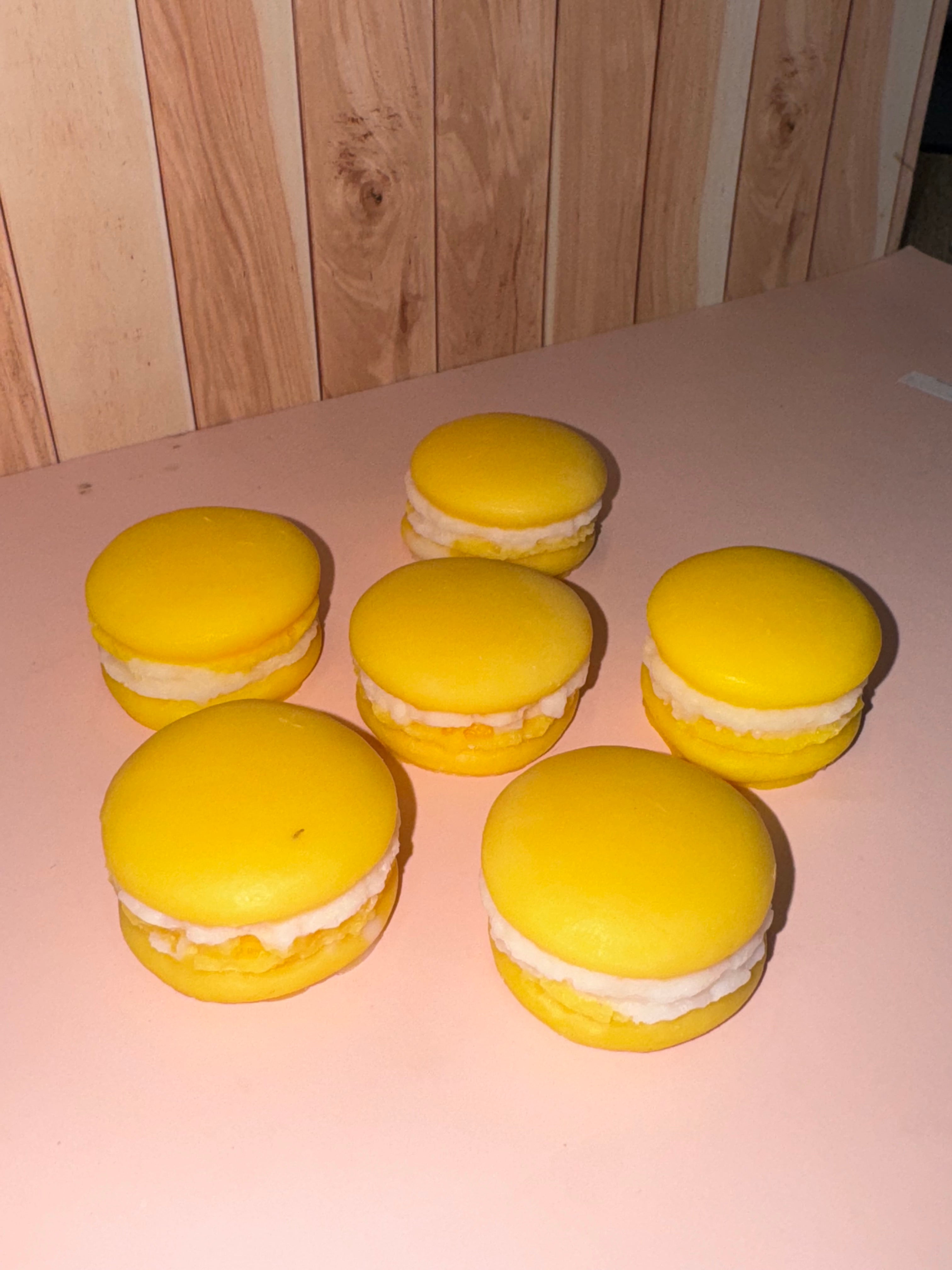 Fondant parfumé « citron meringué » macarons